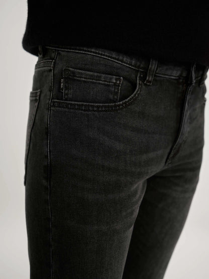 Sable (Washed Black)