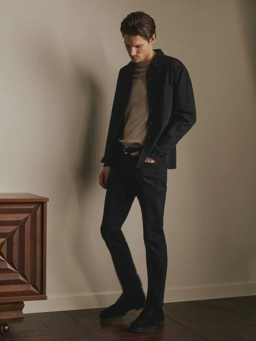 Cavern (Black)